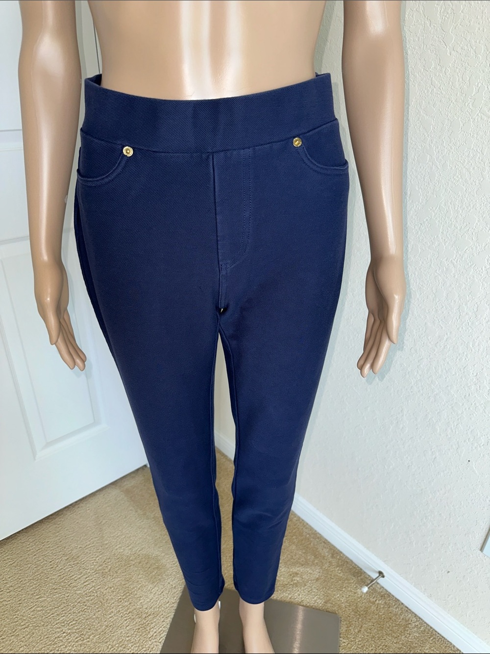Michael Kors Navy Ponte Leggings with Gold Button Size Medium